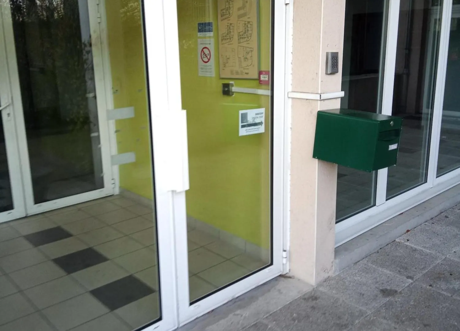 Appartement Agreable Studio Familial A Lourdes, Proche Gare