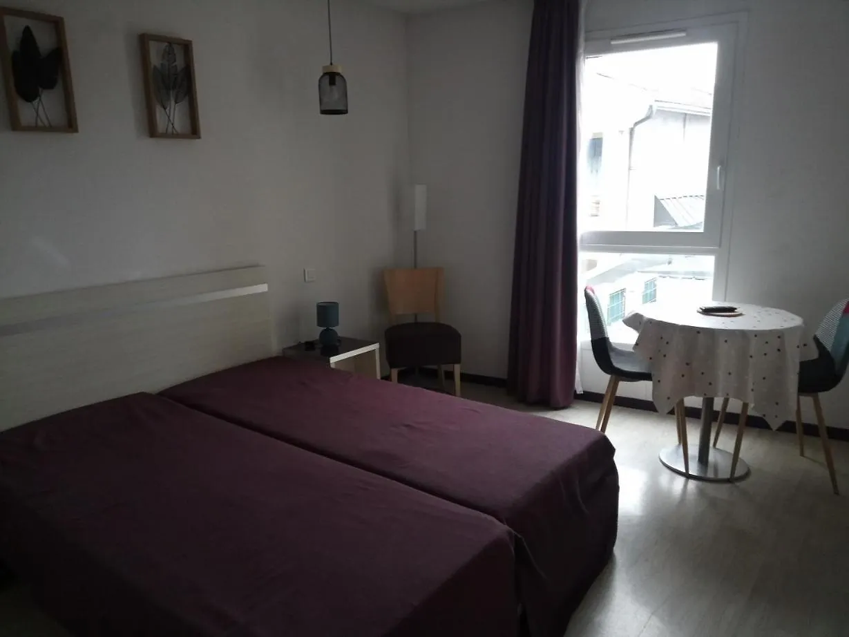 Agreable Studio Familial A Lourdes, Proche Gare Apartment Lourdes